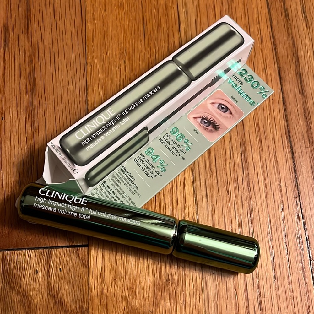 NIB Clinique high impact high-fi full volume mascara - intense black 01